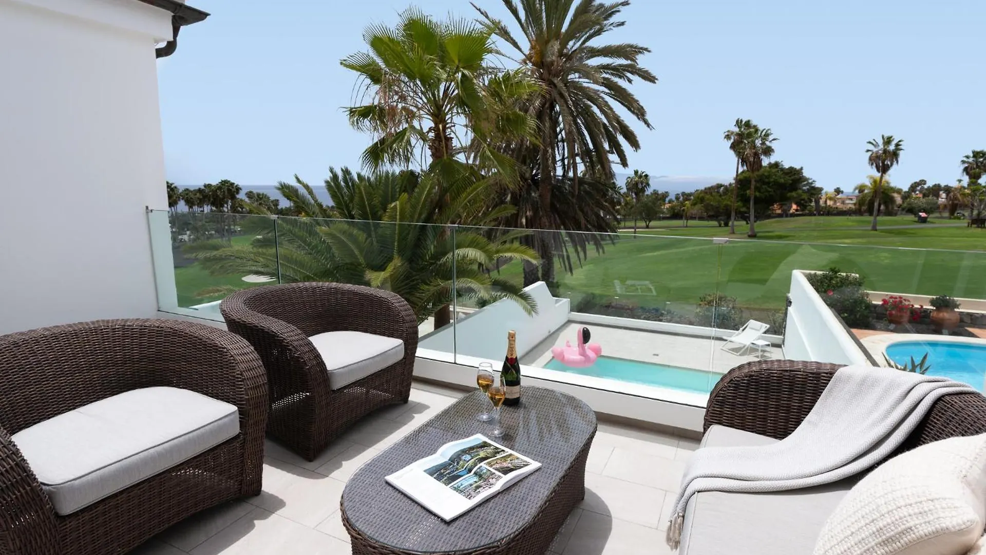 הוילה אדחה Karat Caleta Golf Views